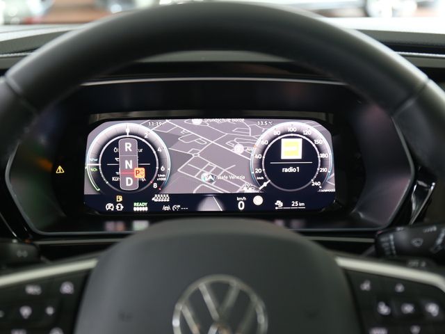 Volkswagen Caddy Maxi eHYBRID STYLE DSG LED ACC KAM 7SITZER