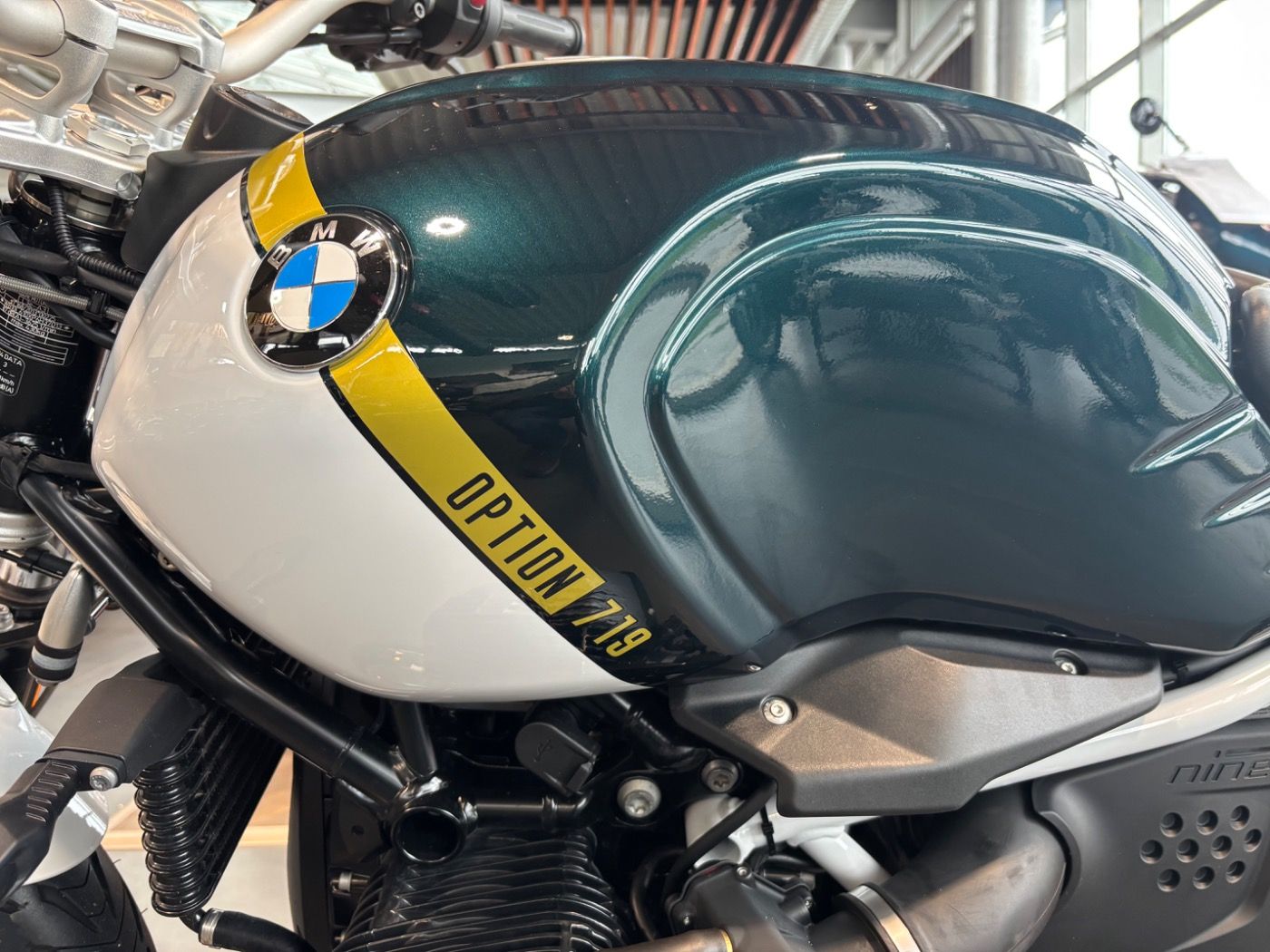Fahrzeugabbildung BMW R nine T Pure Option 719