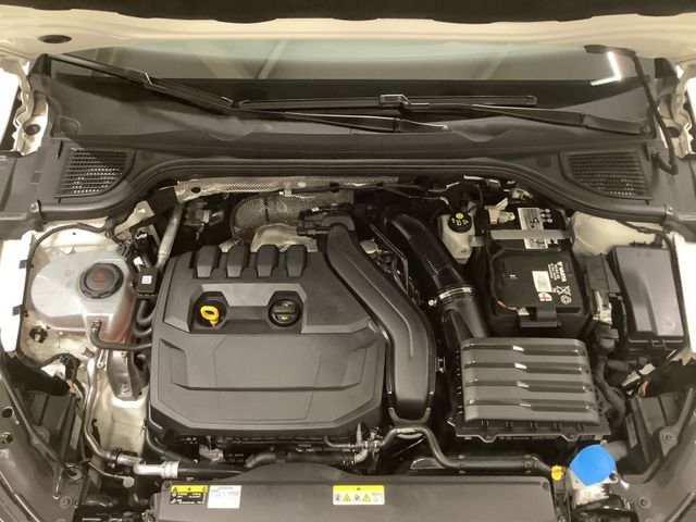 Golf Life 1,5 TSI 96 kW  Standheizung, LED, Navi