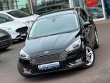 Ford Focus Lim. Titanium/Automatik*Navi*Kamera*Shz - Ford mit Benzin-Antrieb: Ka Auto