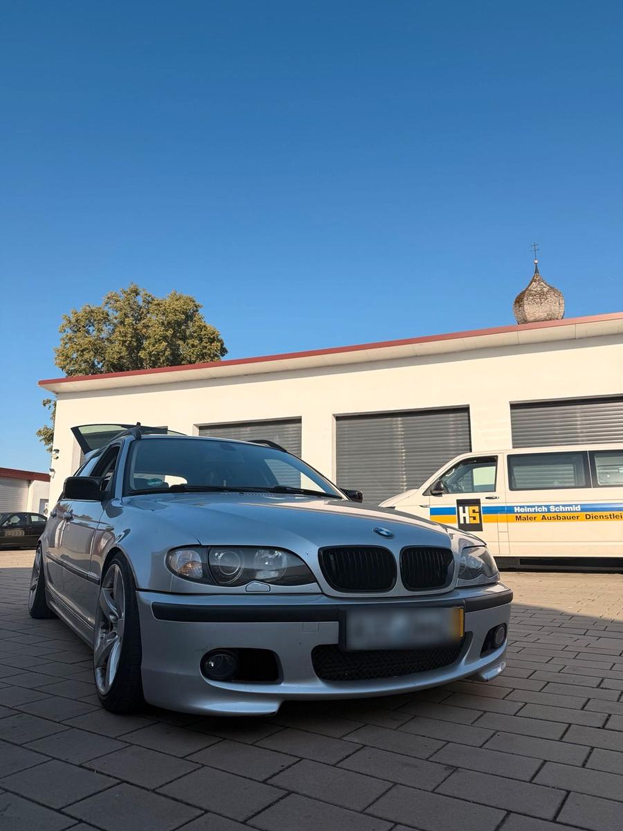 BMW 320, 2004