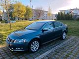 Volkswagen Passat 2.0  TDI Highline - Volkswagen Passat aus 2011: Highline