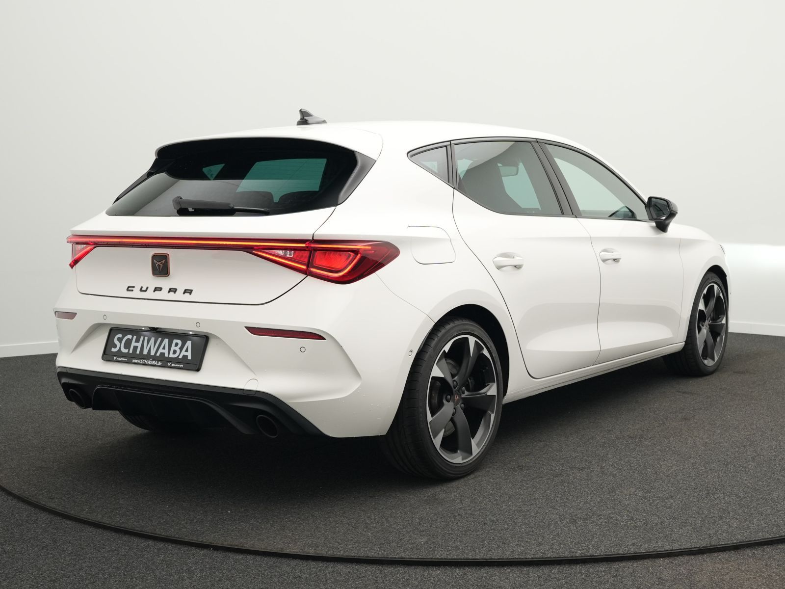 Cupra Leon 2.0 TSI DSG *LED*KAM*SHZ*Sportpaket* imagem 3