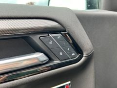 Fahrzeugabbildung GMC Sierra 1500 AT4 6.2L V8 LED ACC HUD AHK 360°