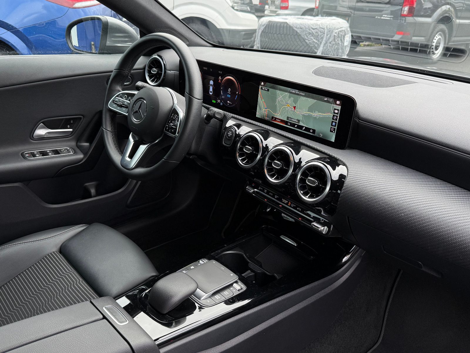 Fahrzeugabbildung Mercedes-Benz CLA 250 e Hybrid Aut DAB GRA Navi LED Kamera SHZ