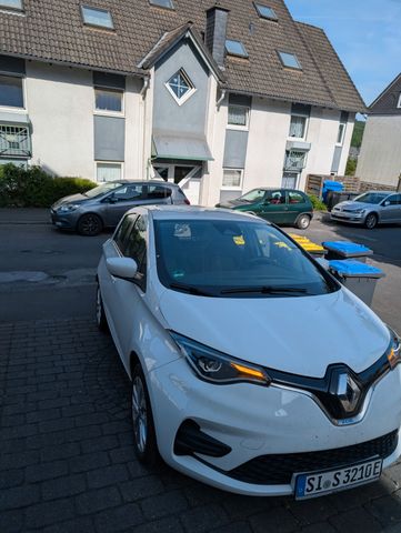 RENAULT ZOE