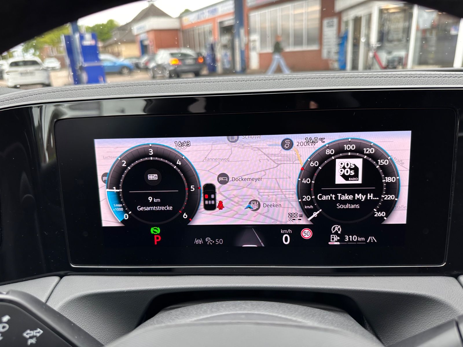Fahrzeugabbildung Volkswagen Tiguan 2.0 TDI 4M R-Line AHK/Black/Pano/ACC/LED