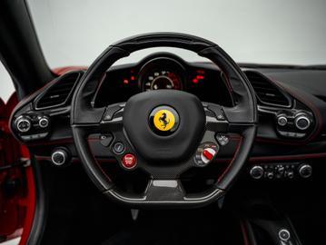 صورة مصغرة 16 لـ 2015 Ferrari 488 SPIDER
