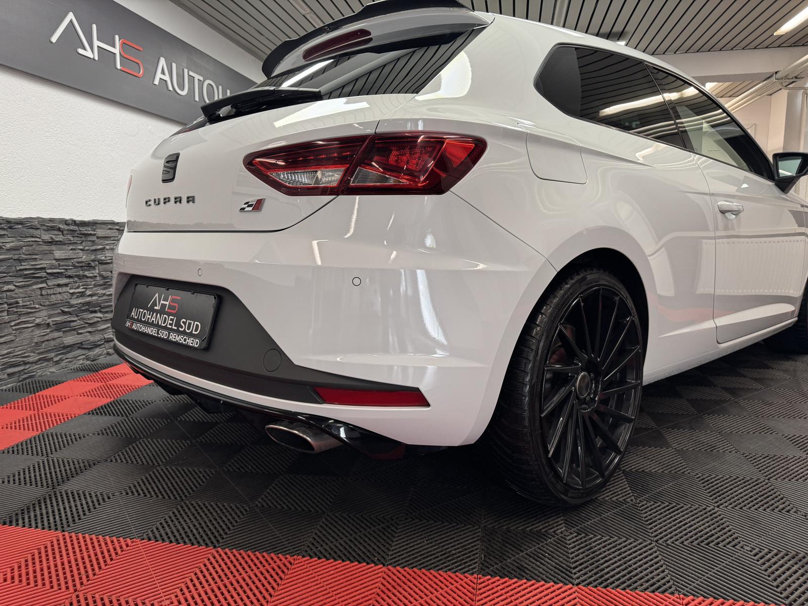 Seat Leon SC Cupra 2.0 TSI 265 ch BVM / Semi-cuir / LED / GPS tactile / Sièges chauffants