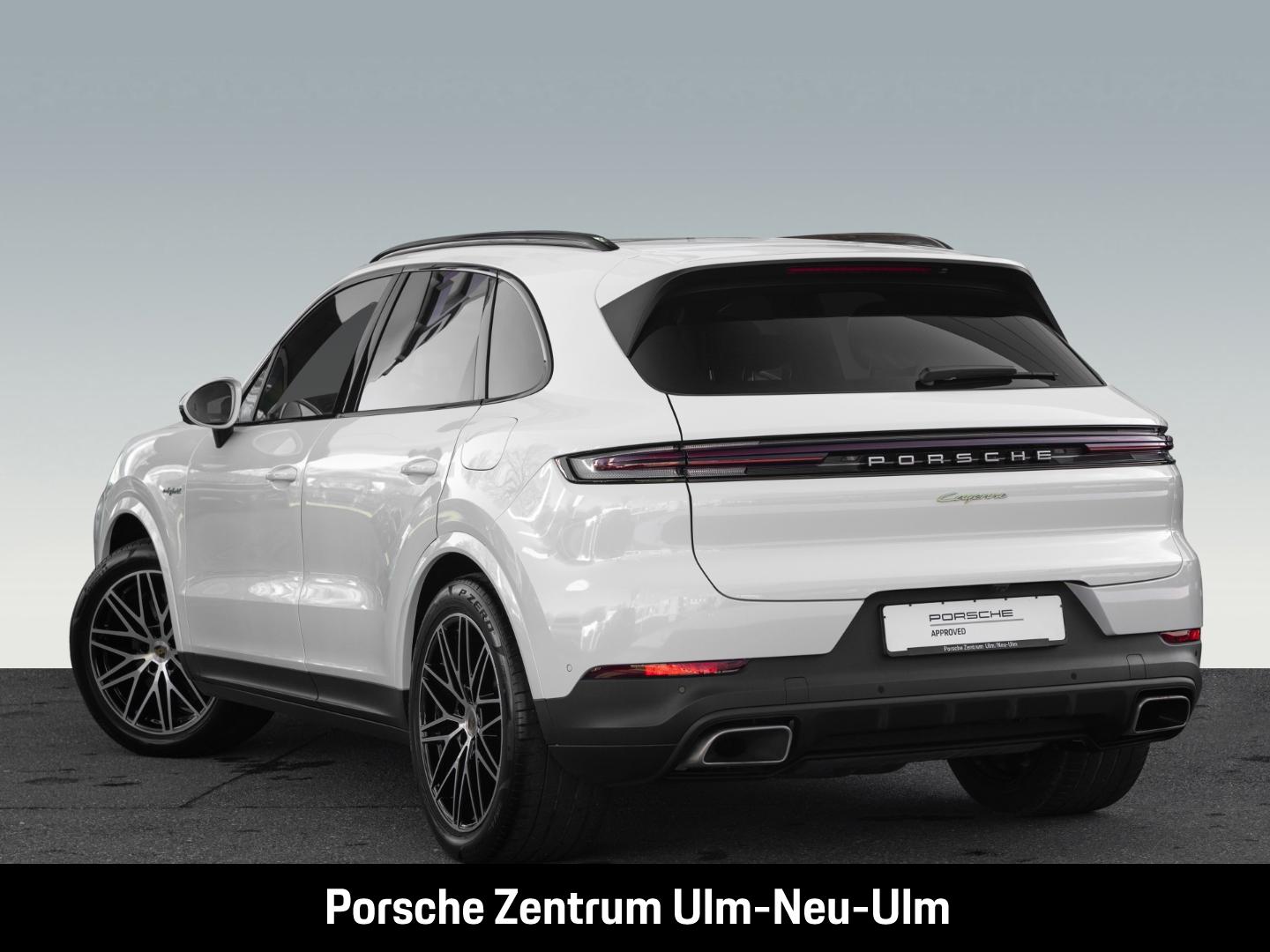 Porsche Cayenne E-Hybrid HA-Lenkung InnoDrive Head-Up