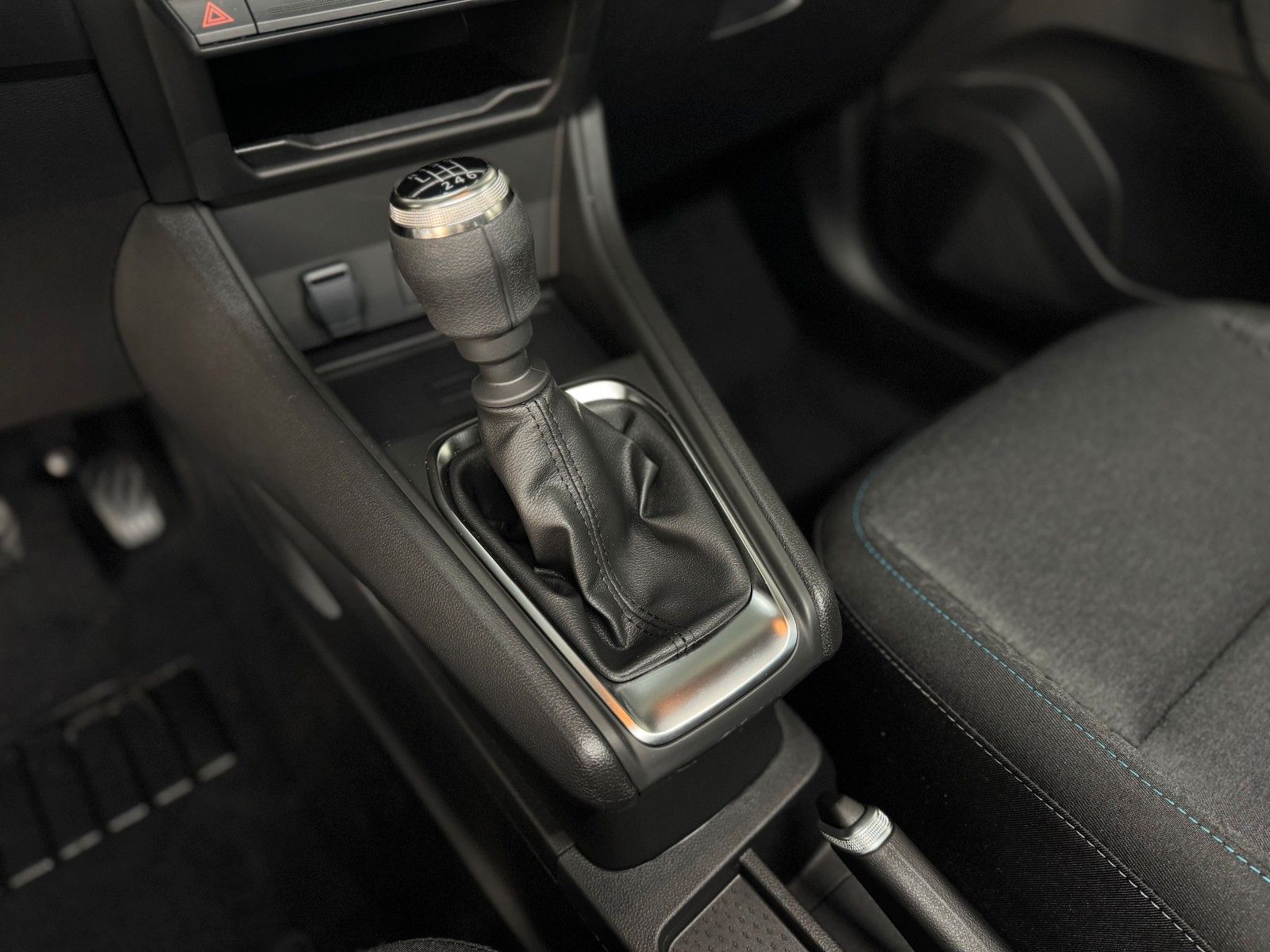 Fahrzeugabbildung Mitsubishi ASX 1.2 Diamant      "Klima Kamera DAB Tempomat"