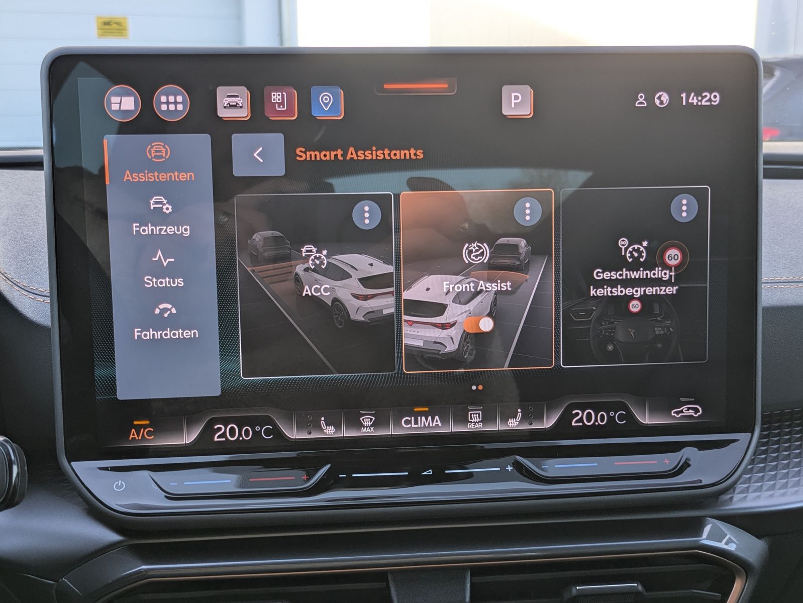 Fahrzeugabbildung CUPRA Formentor 1.5 eTSI LEDER*MATRIX*SENNH*Int.Dr.-XL