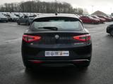 Alfa Romeo Stelvio VELOCE 2.2 DIESEL 16V 210 PS AT8 Q4 - Alfa Romeo: Schwarz