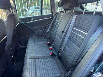 Volkswagen Tiguan - 7