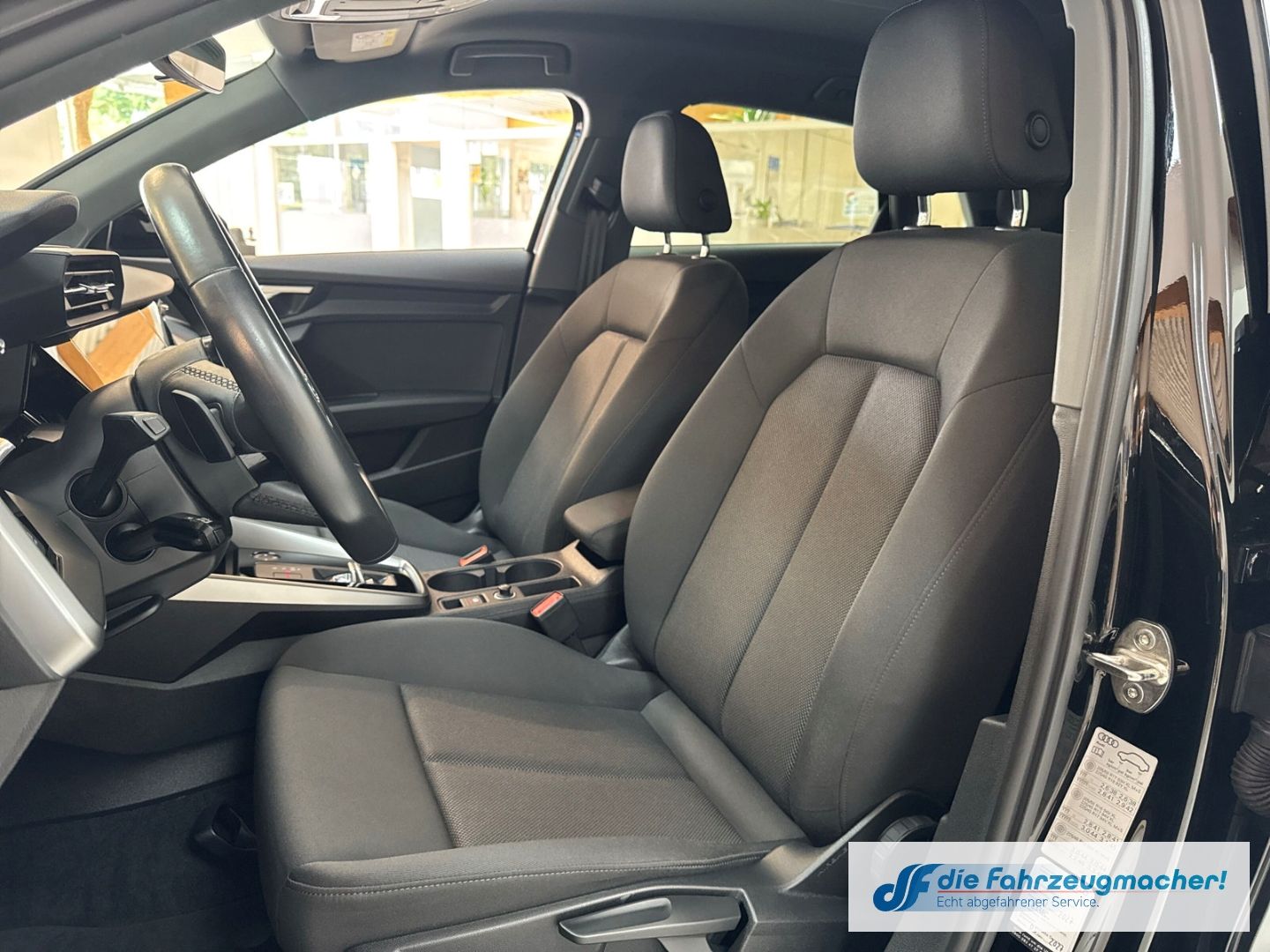 Fahrzeugabbildung Audi A3 Sportback 40 TFSI e AHK-abnehmbar Digitales