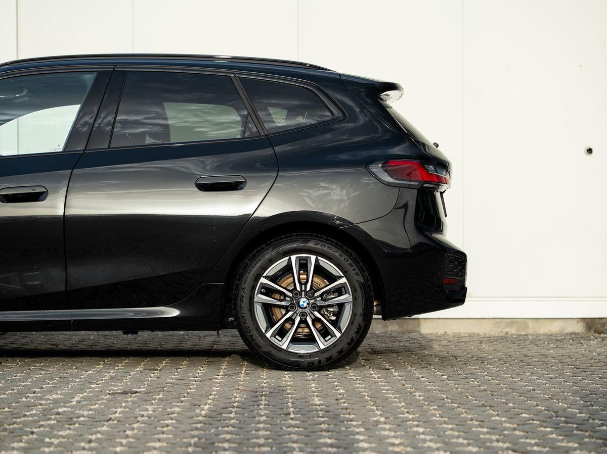BMW 218d Active Tourer M-Sport AHK PANO ACC HuD 360° foto 11