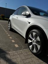 Tesla Model Y Long Range PLUS Acceleration Boost - Tesla Model Y aus 2021