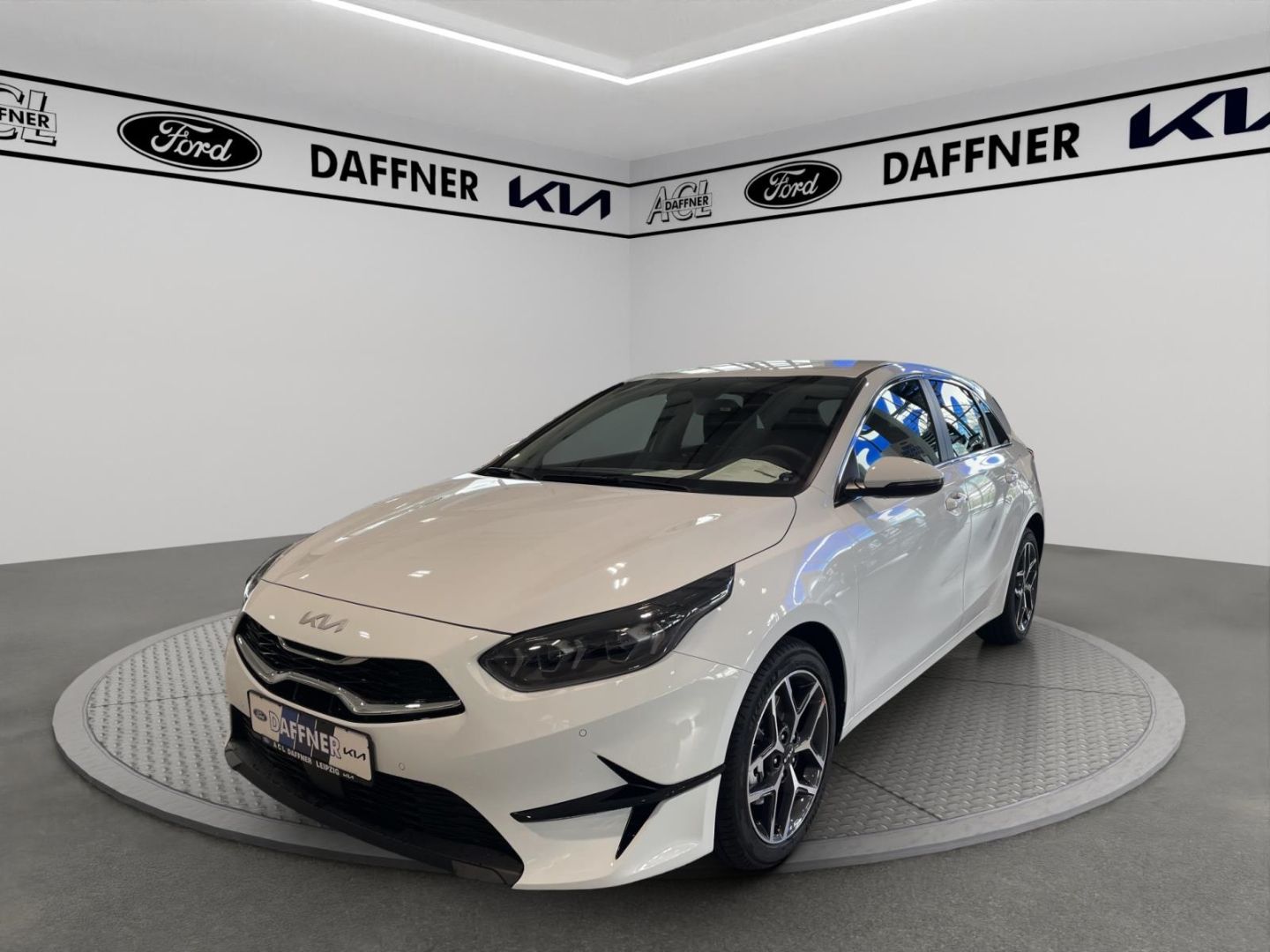 Fahrzeugabbildung Kia Ceed Ultimate Edition LED Kamera SpurhaltASS DAB