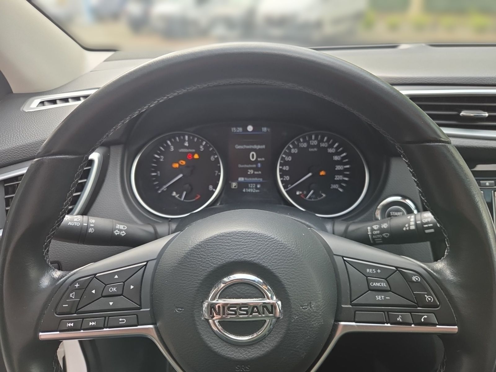 Fahrzeugabbildung Nissan Qashqai 1.3 DIG-T Akari 158 PS Autom. *NAVI*SITZ