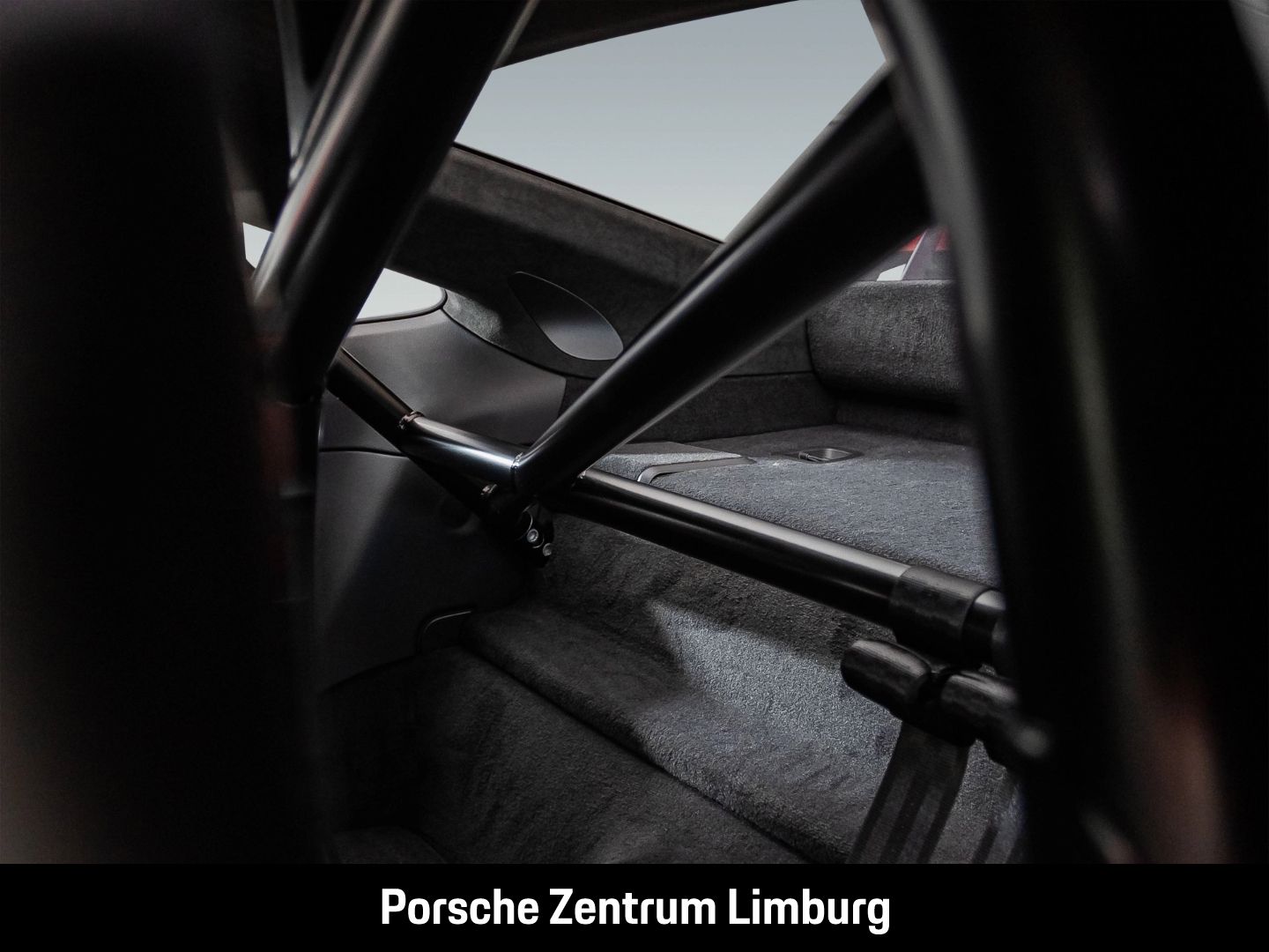 Porsche 992 911 GT3 Clubsportpaket Sportabgas nur 8.50km foto 21
