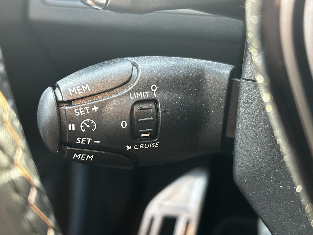 Peugeot 3008 EAT8 B-HDI 130 GT-Line *Navi*Cam*SHZ*Grip C