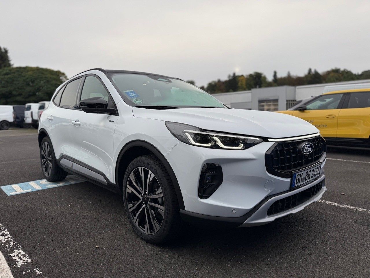 Ford Kuga ACTIVE X 2,5l PHEV 243PS Automatik imagem 3