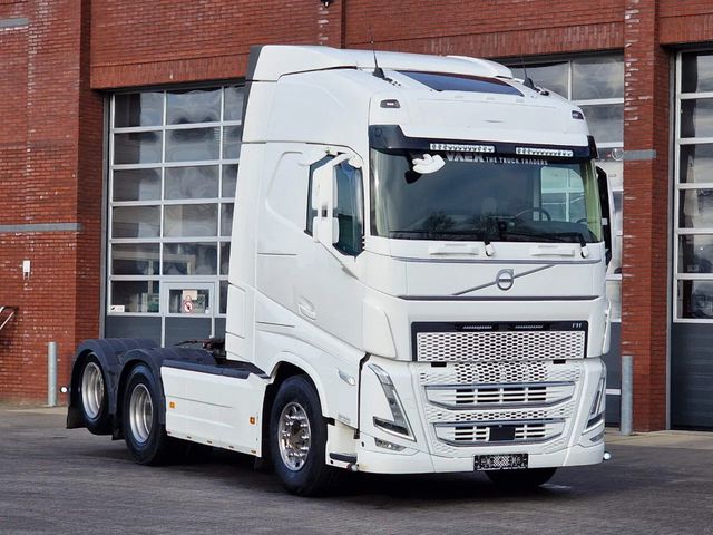 Volvo FH 13.500 Globetrotter 6x2 - Full air - I parkco