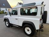 Land Rover Defender 90 TD4 Station Wagon E E - Land Rover Defender aus 2011