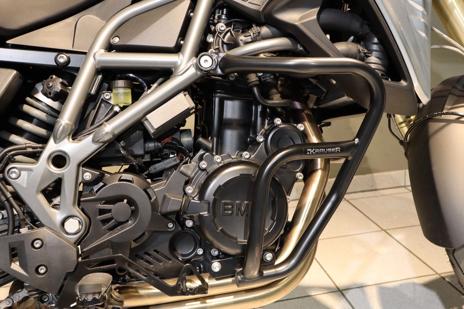 Fahrzeugabbildung BMW F800GS nur 2848km mit Seitenkoffer