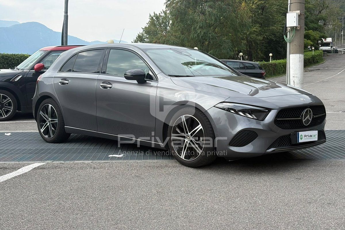 Mercedes-Benz MERCEDES A 180 Automatic Progressive Advanced Pl imagem 3
