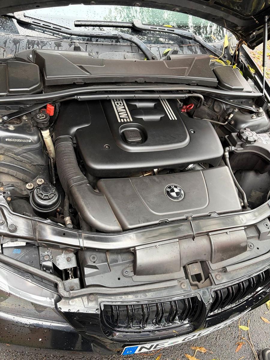 BMW 320 2005 — photo 9