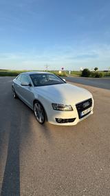 Audi A5 3.2 FSI tiptronic quattro  - Audi A5 aus 2010: 3.2