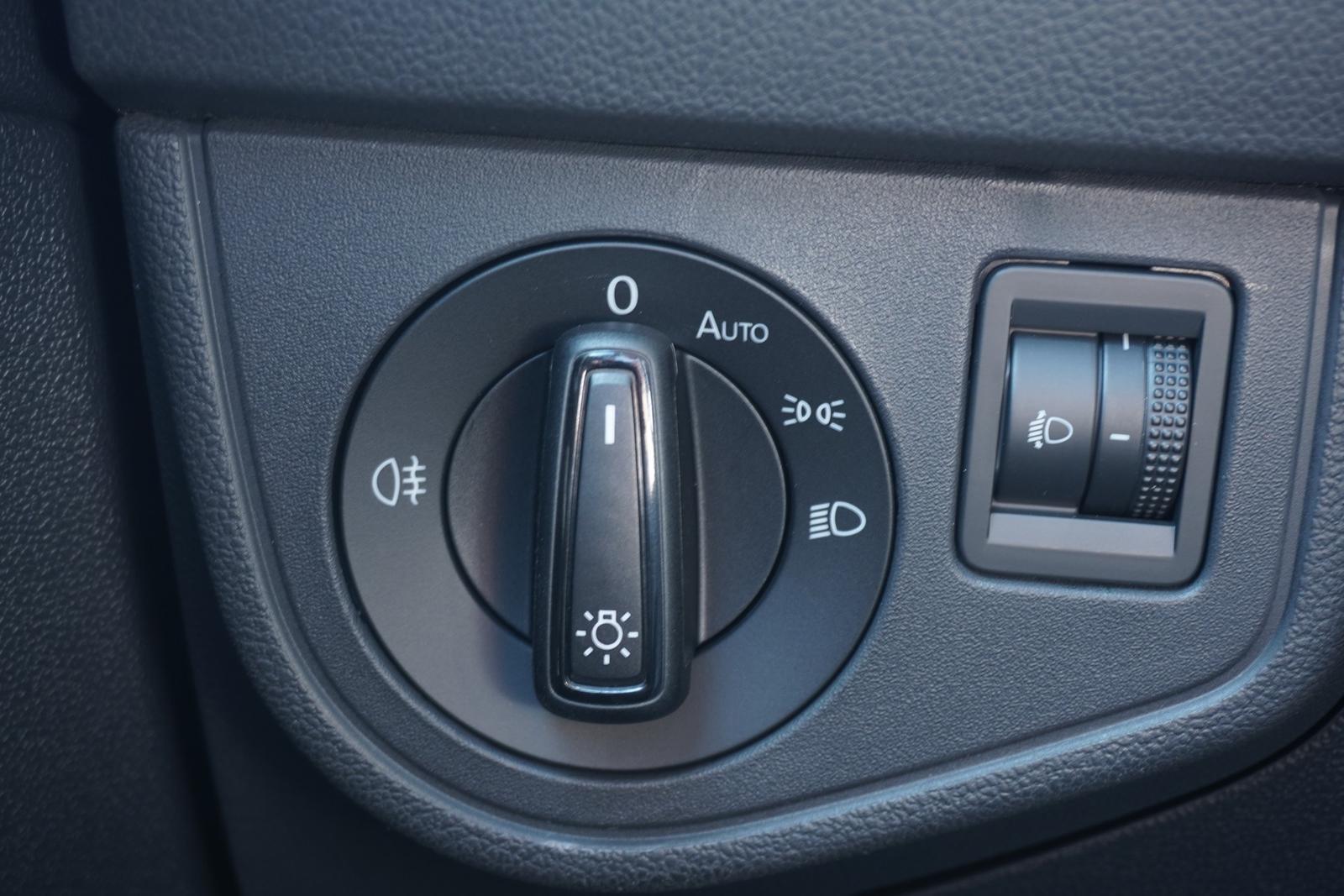 Volkswagen Taigo 1.0 Life LED Navi Sitzheizung Bluetooth