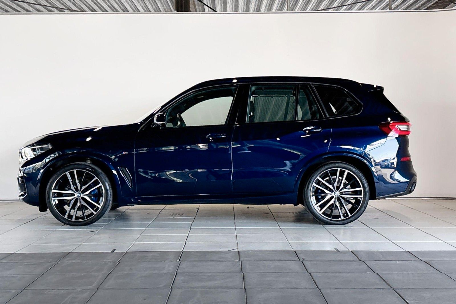 BMW X5 M60d | Drving prof. | Pano | Anhängerkupplung imagem 2