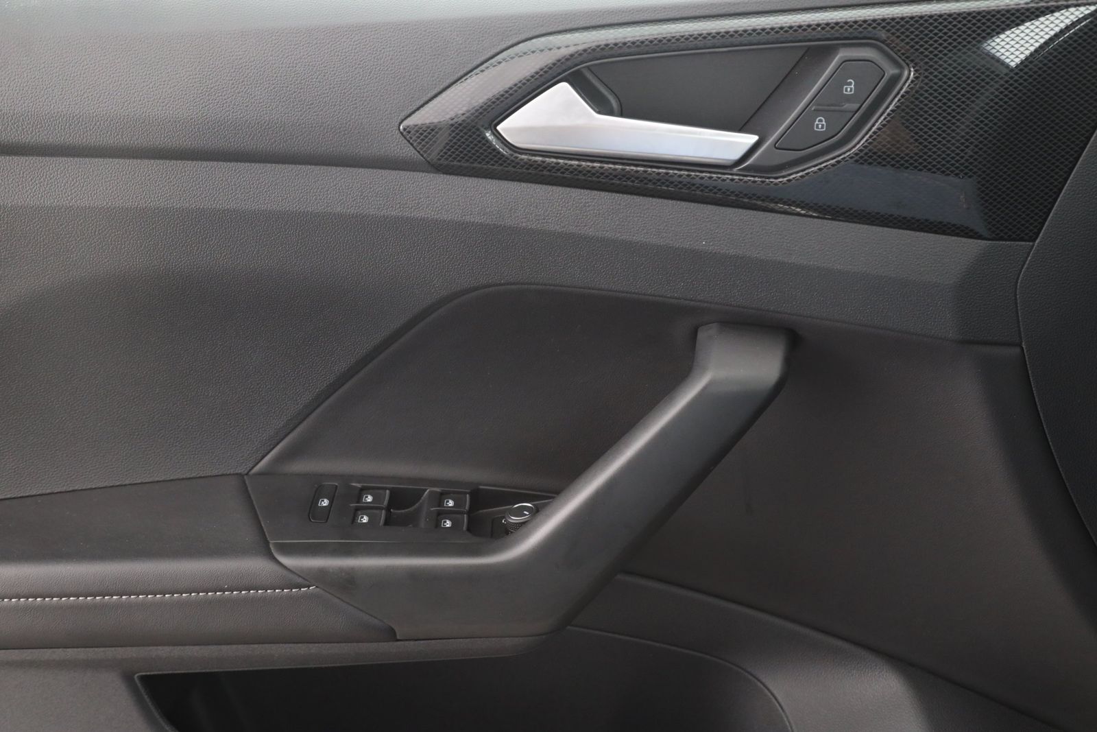 Volkswagen T-Cross - Bild 17