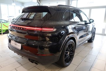 Porsche Cayenne - 7