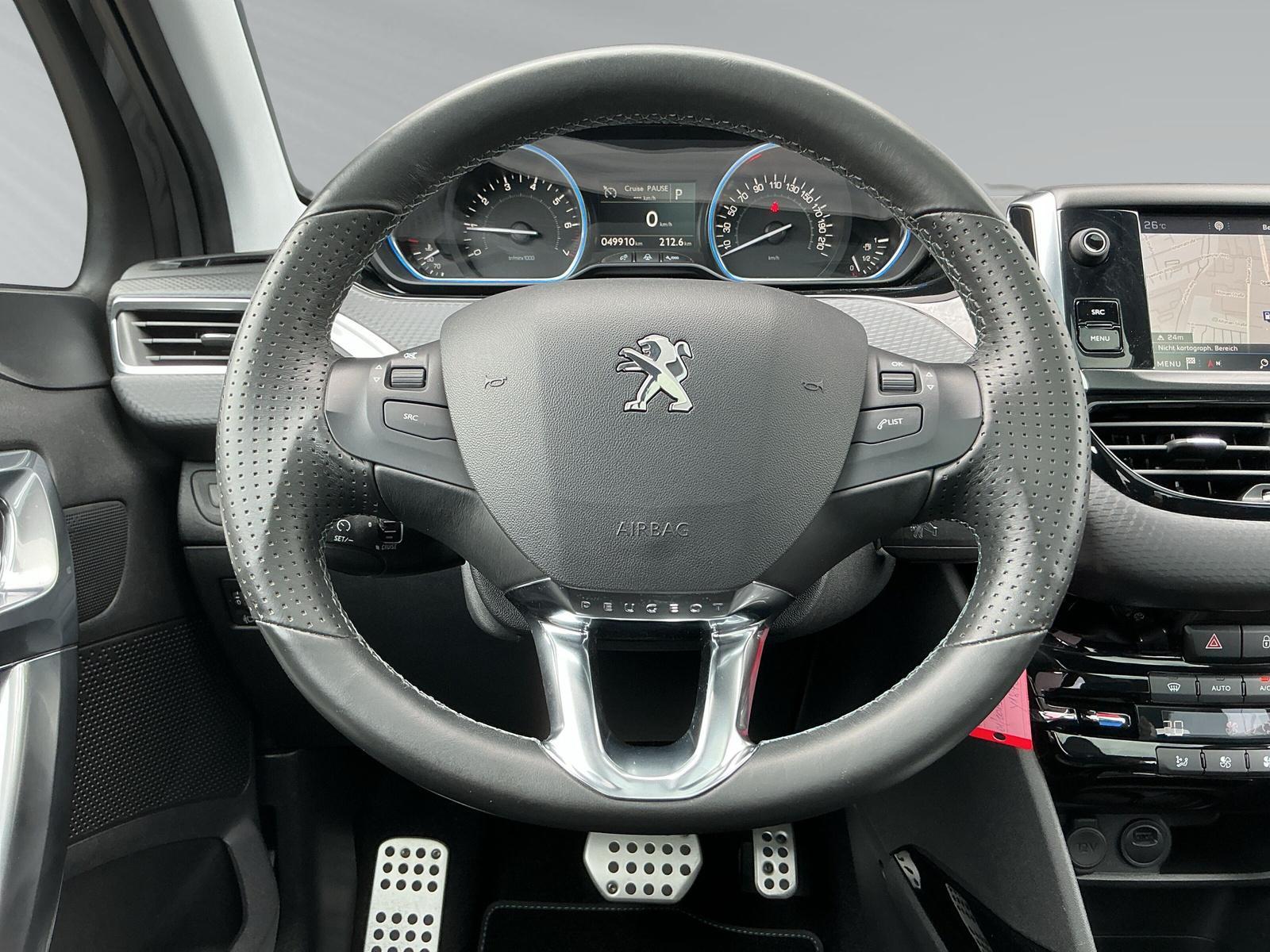 Peugeot 2008 1.2 AUT Crossway LED PANO NAVI SHZ RFK PDC