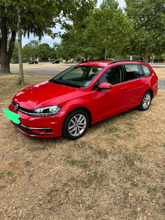 Image of Volkswagen Golf