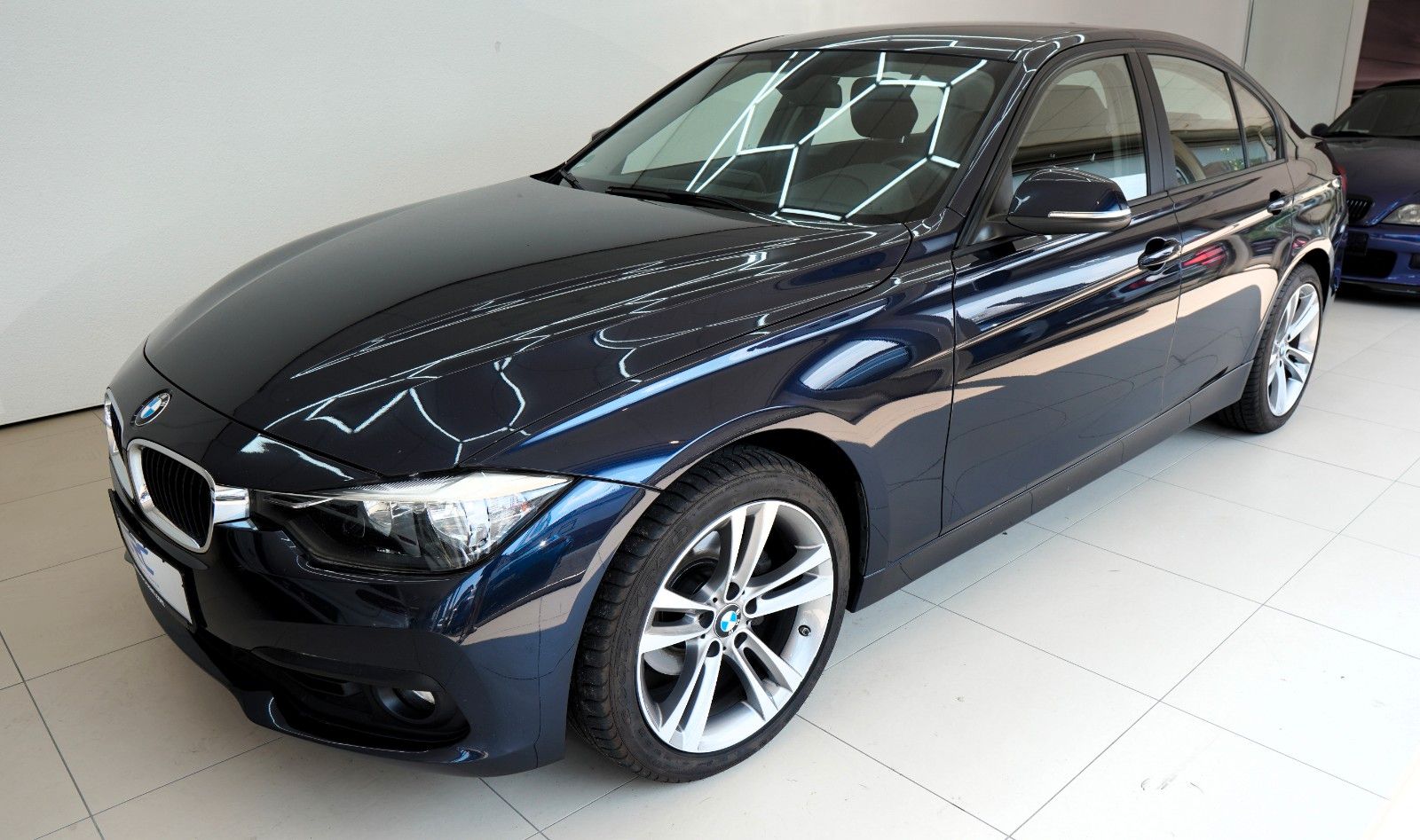 BMW 320 i Advantage Verbrauch: 5,5l / 100 km