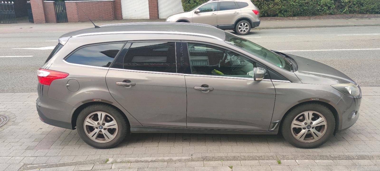Ford Focus 2012 — engine 125 HP (92kW)