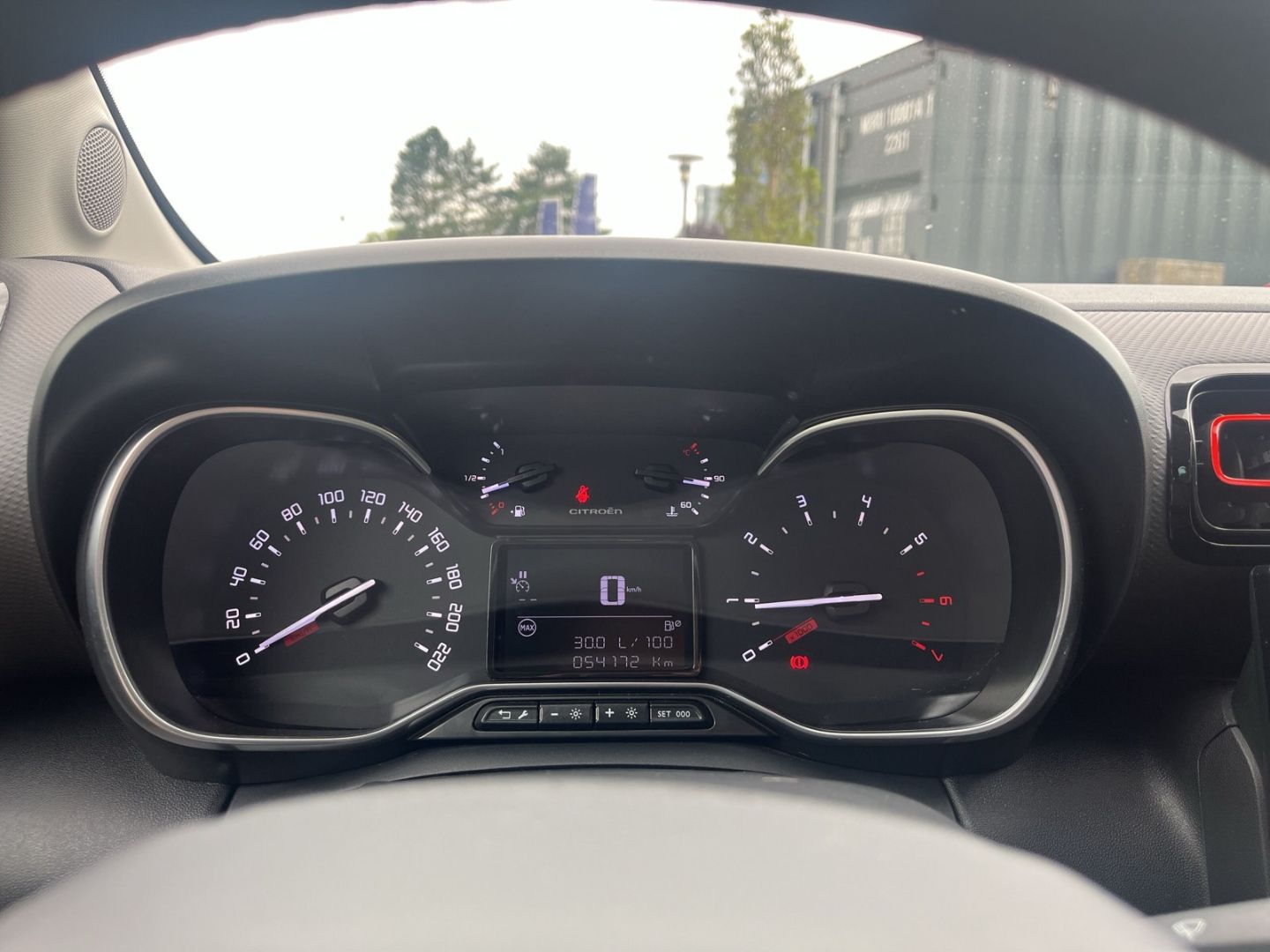 Fahrzeugabbildung Citroën C3 Aircross 1.2 PureTech 110 Shine Navi CarPlay