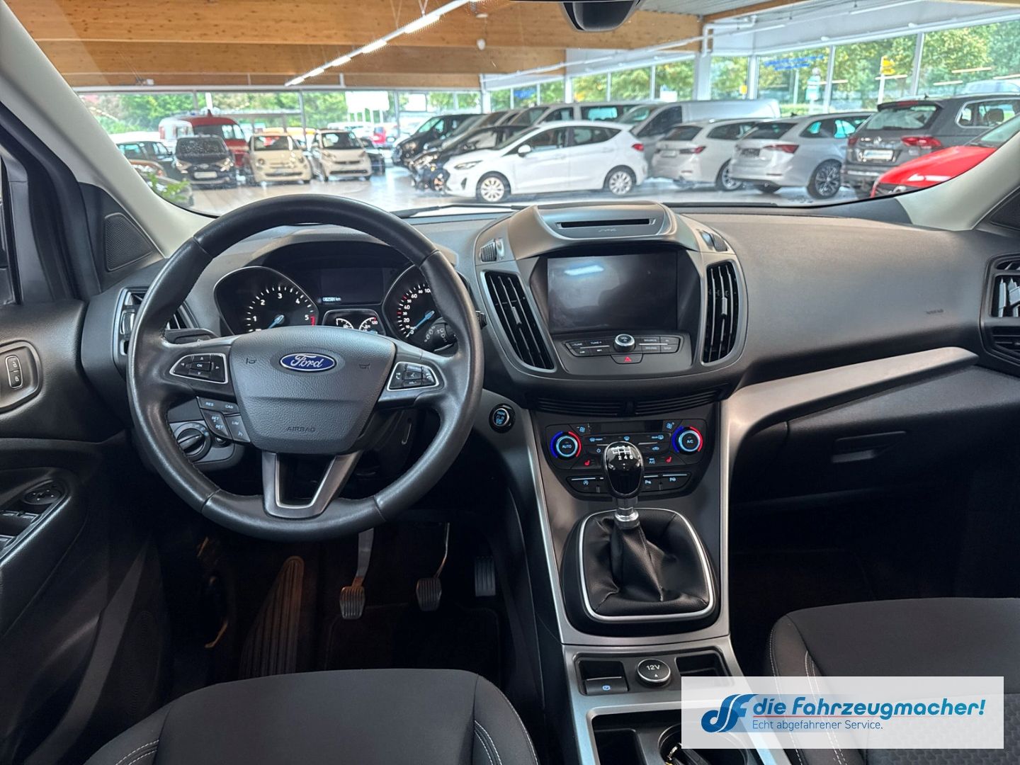 Fahrzeugabbildung Ford Kuga Cool & Connect 2.0 TDCi EU6d-T Navi Apple C