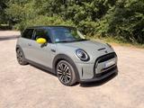 MINI Cooper SE Classic Trim + Business Paket - MINI Cooper SE von privat