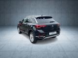 Volkswagen T-Roc 1.5 TSI DSG Style Navi LEDplus AHK - Volkswagen T-Roc Style mit Benzin-Antrieb