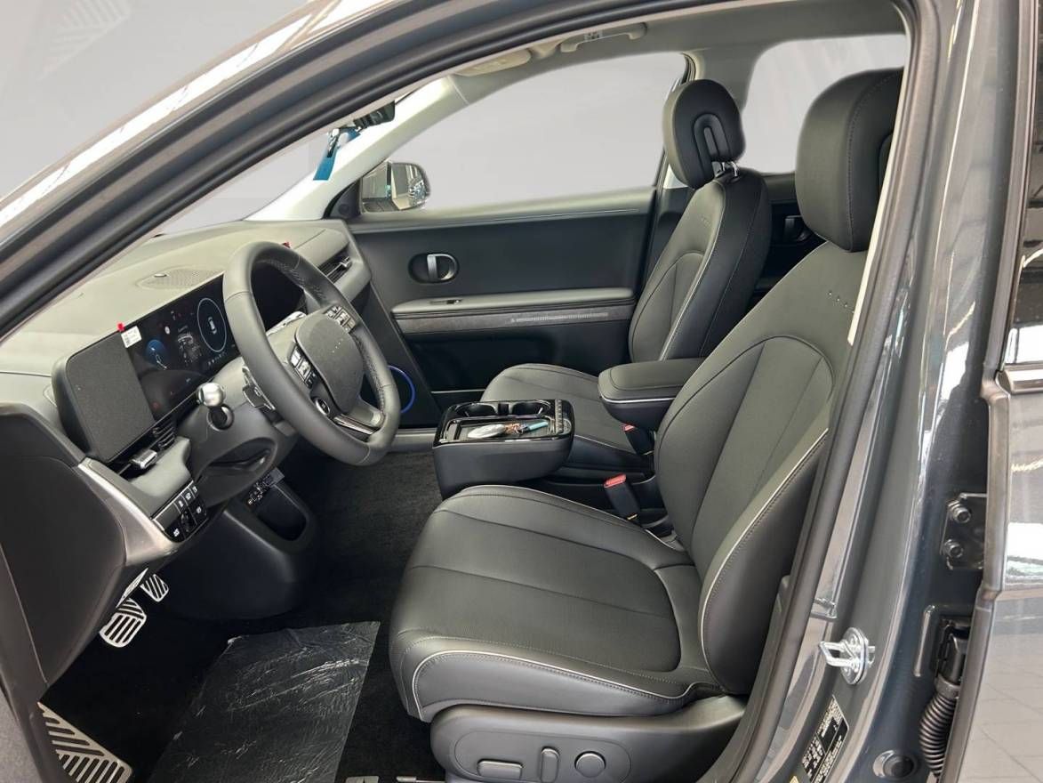 Fahrzeugabbildung Hyundai IONIQ 5  84 kWh(325 PS) UNIQ Panorama-Glasdach,