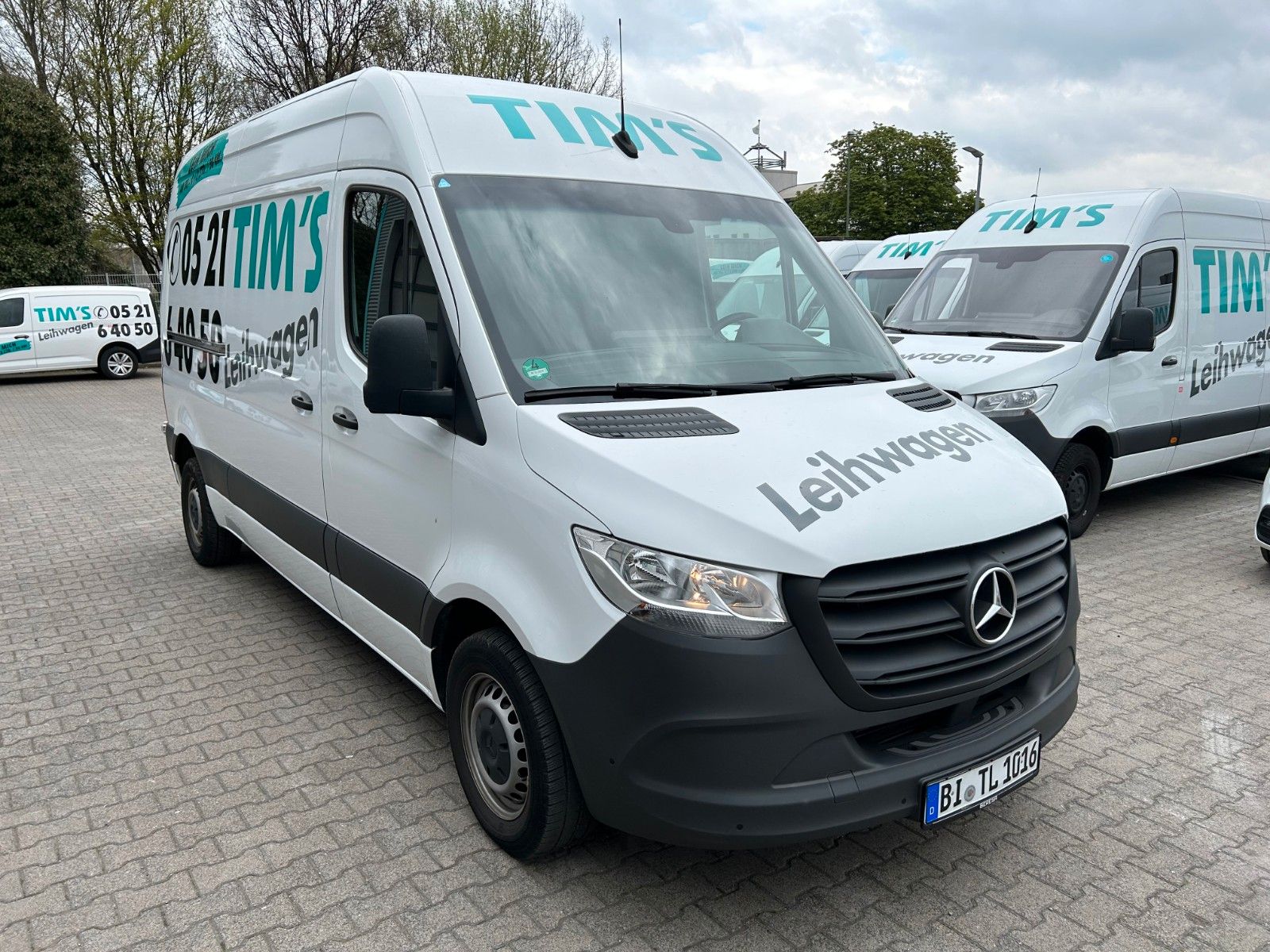 Fahrzeugabbildung Mercedes-Benz Sprinter III   214 CDI   MR L2 H2