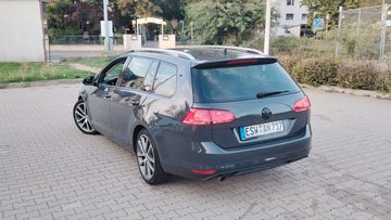 Volkswagen Golf - 3