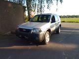 Ford Maverick 2,3 l Highclass Highclass - scheckheftgepflegte Ford Maverick