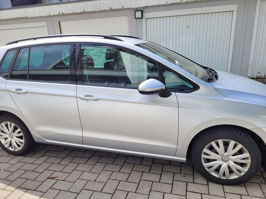 Image of Volkswagen Golf Sportsvan