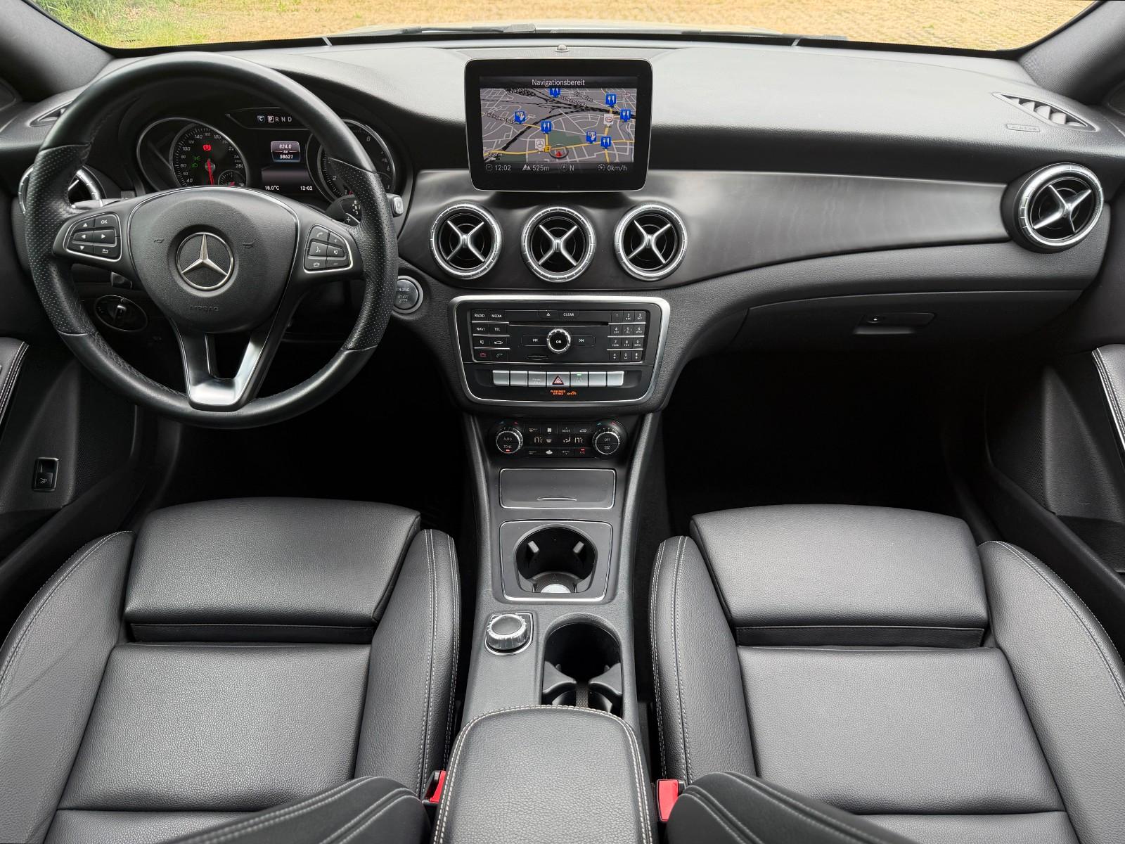 Mercedes-Benz CLA 250 Coupe *Leder *Navi *Kamera *Memory *LED